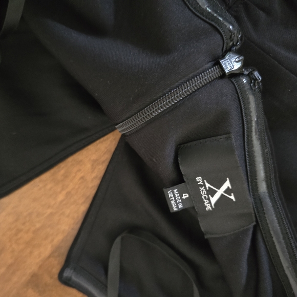 Off-Shoulder Black Dress - Picture 9 of 9